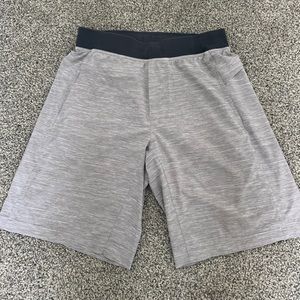 Medium LuLuLemon Core Short